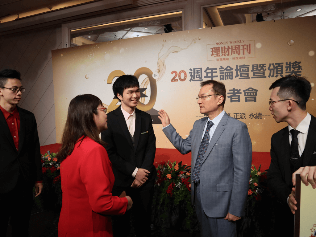 理財周刊總裁洪寶山鼓勵理財大使學生