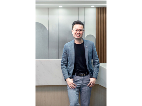 三地能源(6946)董事會決議新人事任命案，推舉廖佑晟接掌三地能源總經理一職，以期新總經理的掌舵下，完善綠能整合服務，擴大光電、綠電業務商機。圖中為總經理廖佑晟。