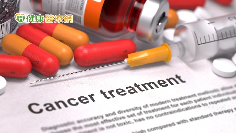 高費用的癌症新藥何時可以納入健保？醫師解說
