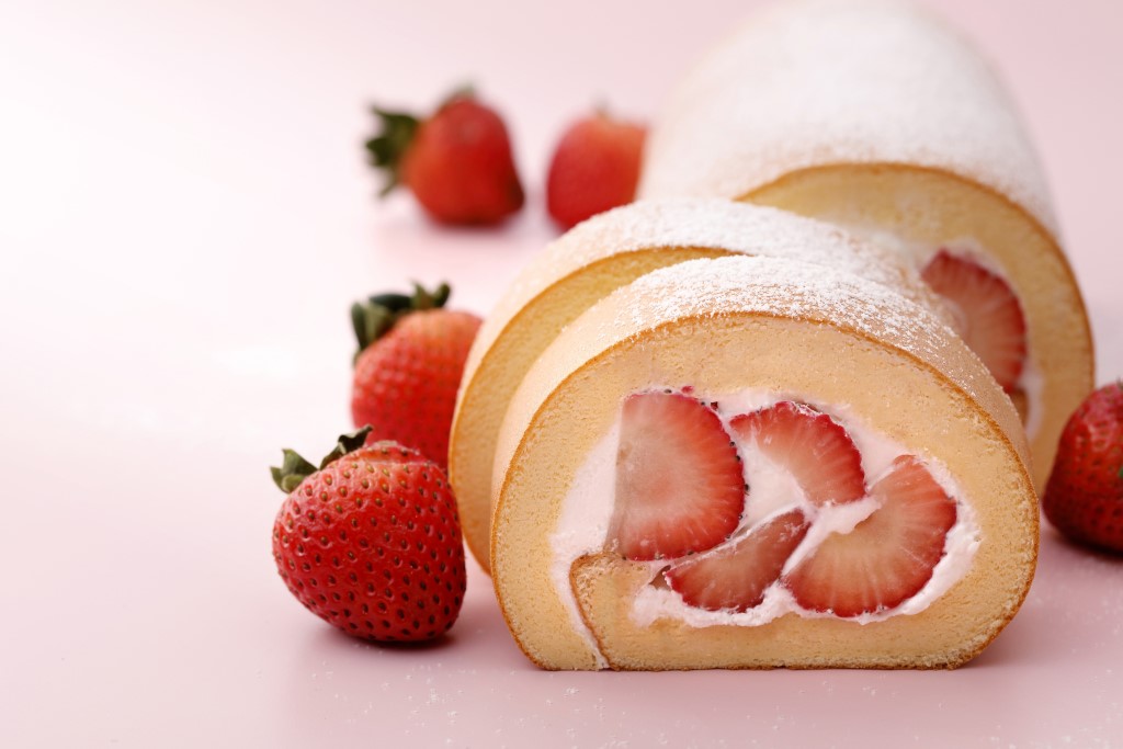 日本口味的6吋草莓生乳香緹蛋糕  13天快閃