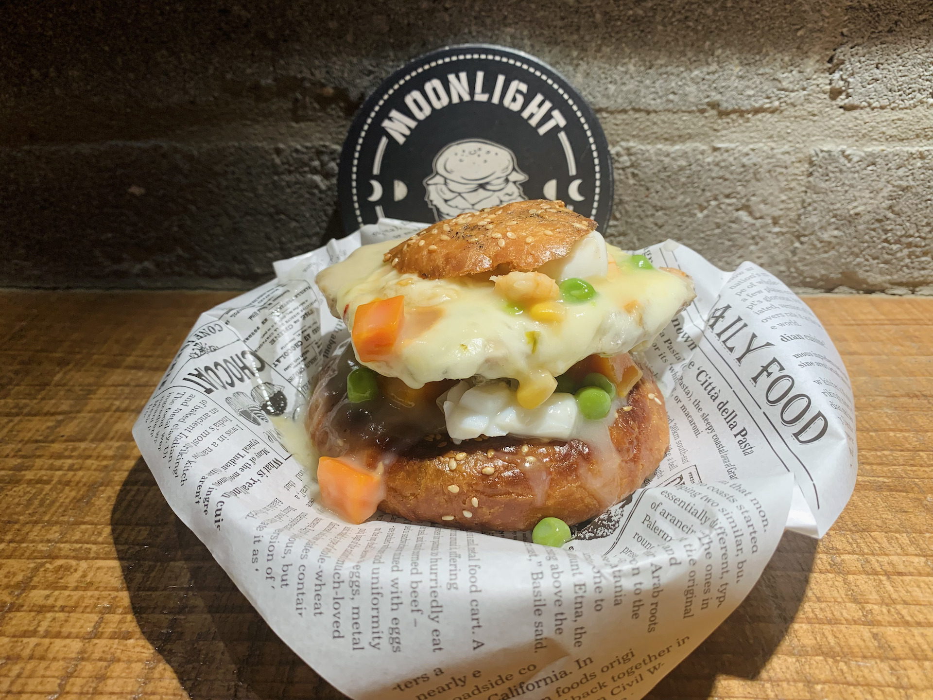 臺南經典小吃,棺材板漢堡 臺南經典小吃,棺材板漢堡