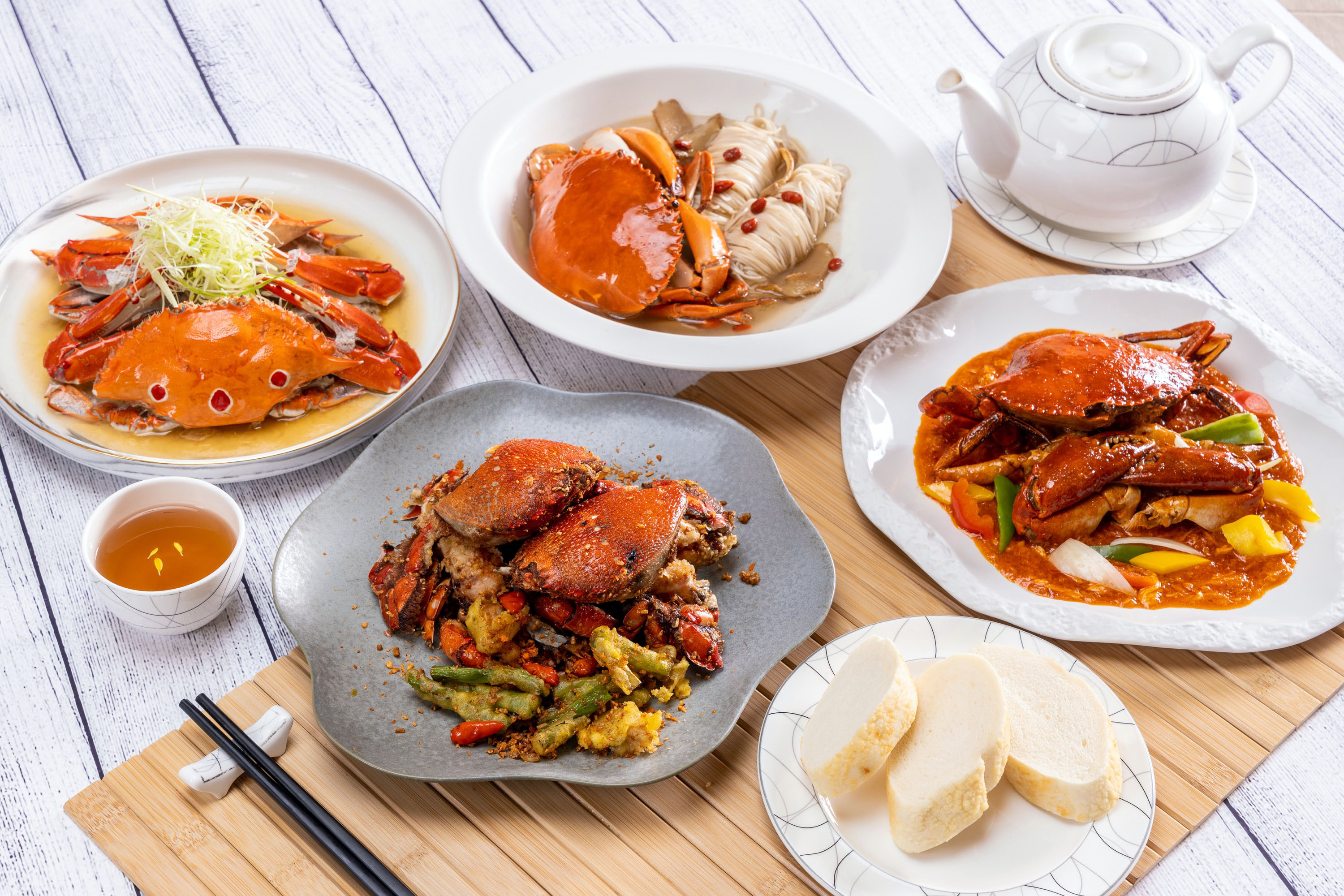 福 隆 福 容 秋 蟹 料 理 ， 即 日 起 至 1 1 月 3 0 日 止 。 