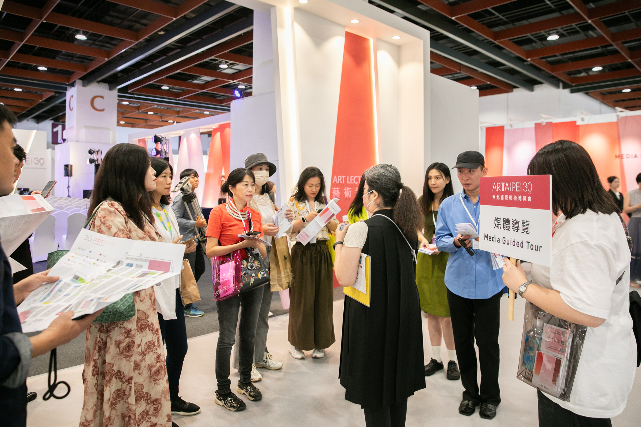 海 外 媒 體 參 加 導 覽 活 動 海 外 媒 體 參 加 導 覽 活 動