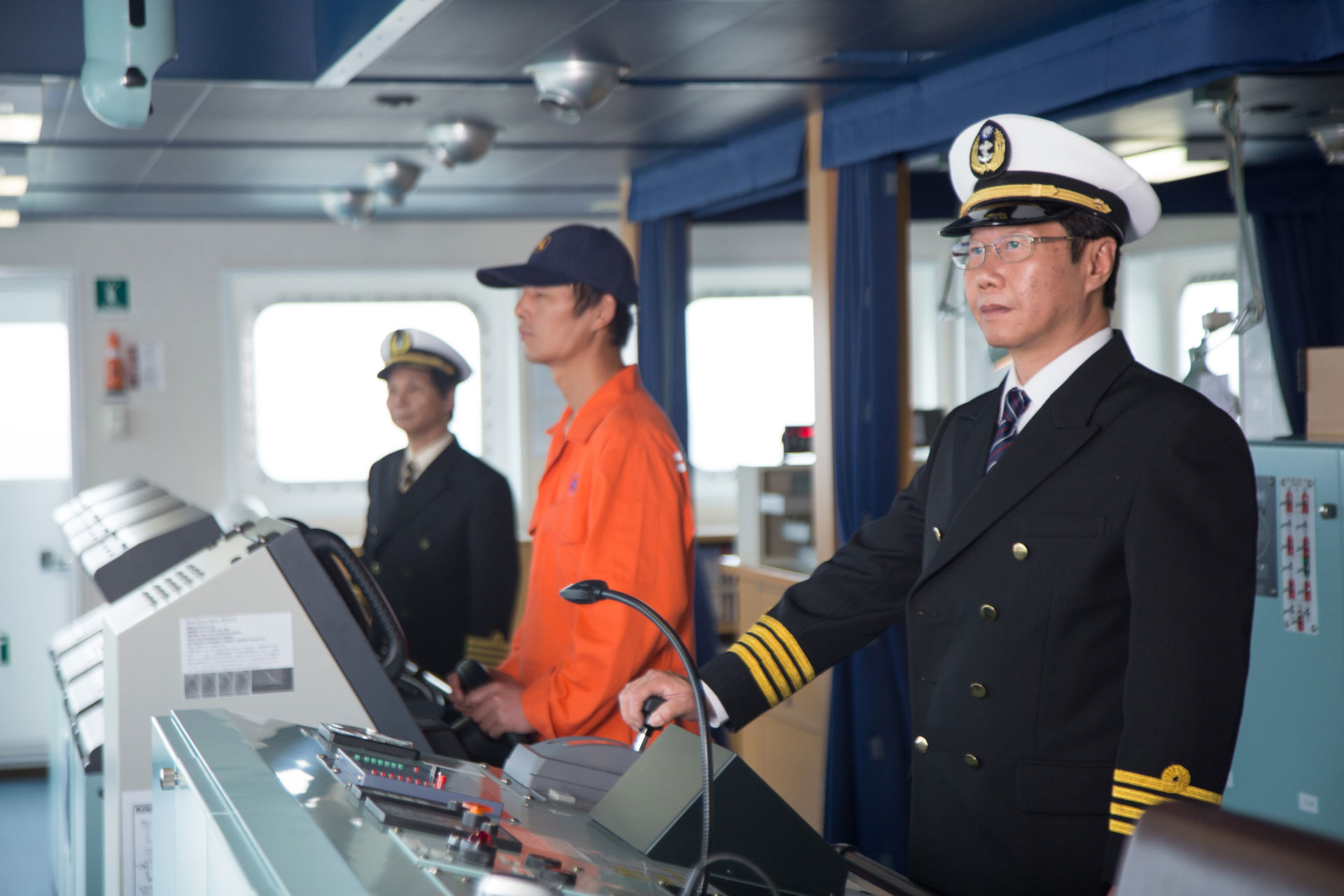 目 前 達 和 航 運 的 船 舶 , 新 式 環 保 船 佔 全 船 隊 8 1 % , 比 例 優 於 台 灣 同 業 。 目 前 達 和 航 運 的 船 舶 , 新 式 環 保 船 佔 全 船 隊 8 1 % , 比 例 優 於 台 灣 同 業 。