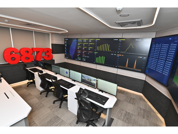 星星電力合約管理系統為媒合精確度奠定基礎，AI系統優化讓媒合轉供配比率超過90%，成功最小化餘電。(圖片來源：泓德能源)