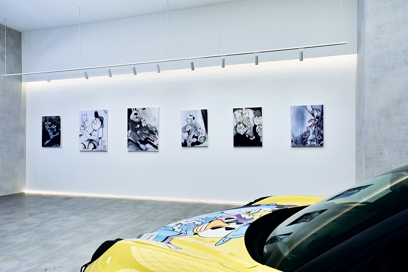 曾 為 德 國 知 名 噴 漆 塗 料 品 牌 M O N T A N A C A N S B L A C K 系 列 的 代 言 藝 術 家 , L U G O S I S 與 S T R A T O 以 義 大 利 為 起 點 , 並 以 德 國 為 根 據 地 向 世 界 發 聲 曾 為 德 國 知 名 噴 漆 塗 料 品 牌 M O N T A N A C A N S B L A C K 系 列 的 代 言 藝 術 家 , L U G O S I S 與 S T R A T O 以 義 大 利 為 起 點 , 並 以 德 國 為 根 據 地 向 世 界 發 聲