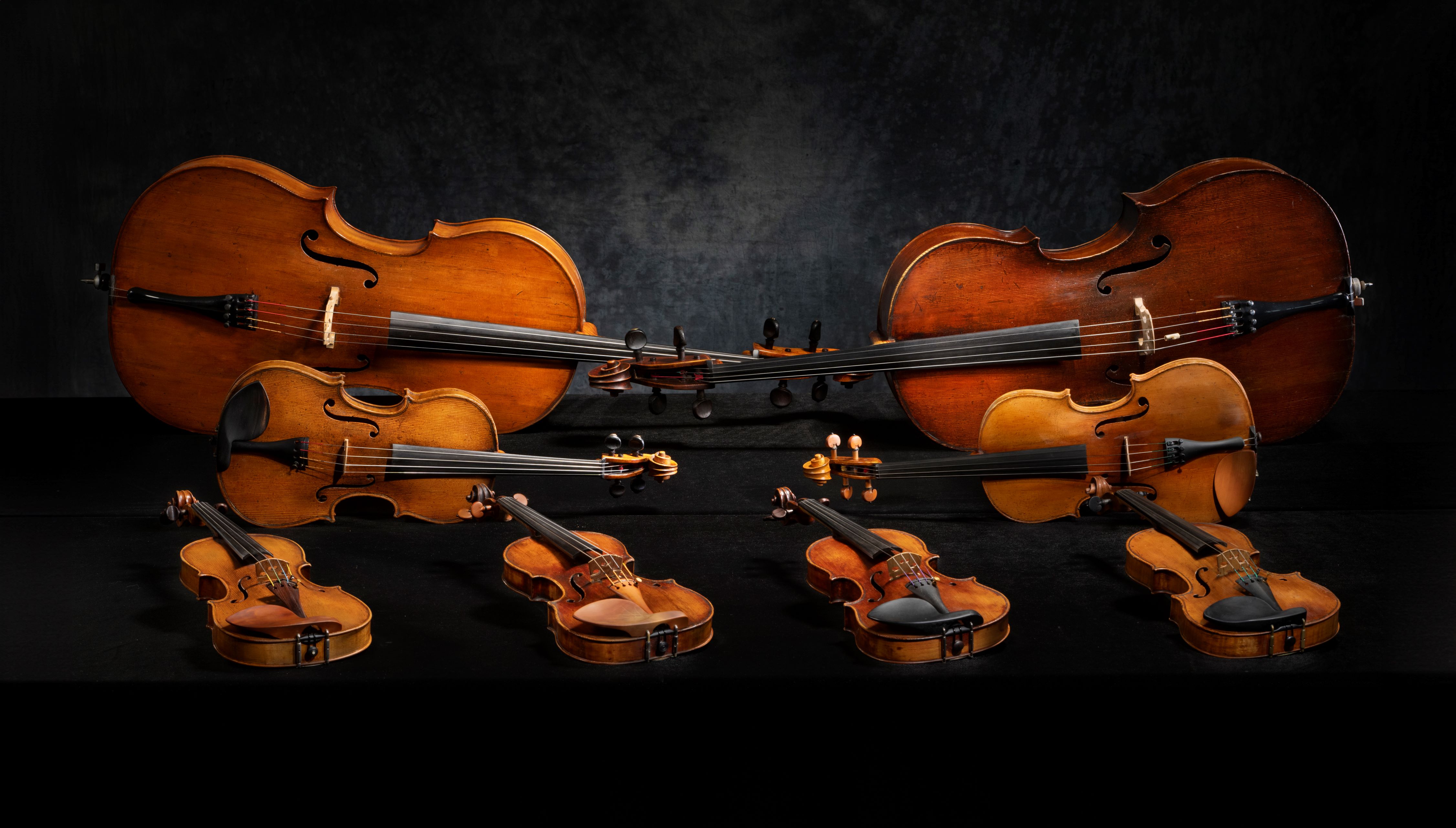 2 0 2 4 奇 美 音 樂 節 將 首 度 使 用 8 把 米 蘭 四 大 製 琴 家 族 的 代 表 名 琴 。 圖 - 奇 美 博 物 館 提 供 2 0 2 4 奇 美 音 樂 節 將 首 度 使 用 8 把 米 蘭 四 大 製 琴 家 族 的 代 表 名 琴 。 圖 - 奇 美 博 物 館 提 供