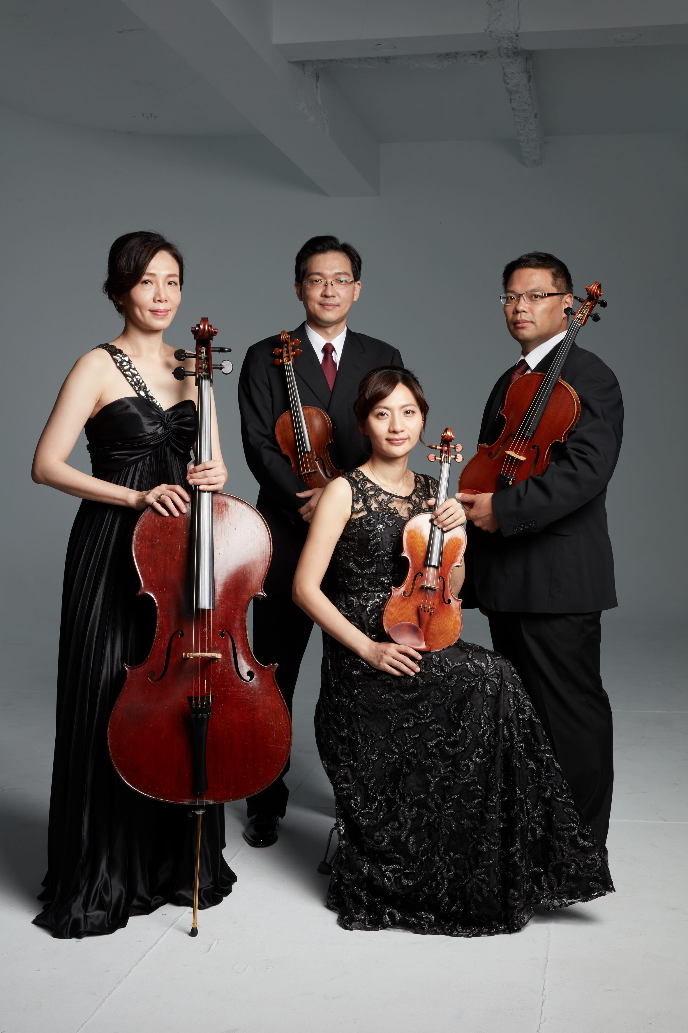 「 史 特 拉 底 瓦 里 ． 傳 奇 之 音 」 奇 美 提 琴 音 樂 饗 宴 ， 邀 請 「 I n f i n i t e 首 席 四 重 奏 」 演 出 。 圖 - 誠 品 表 演 廳 提 供 