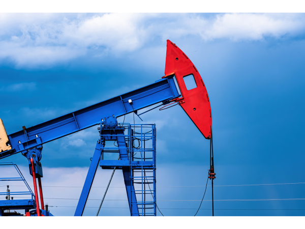傳OPEC討論增產石油 沙烏地：產油國反倒可能減產