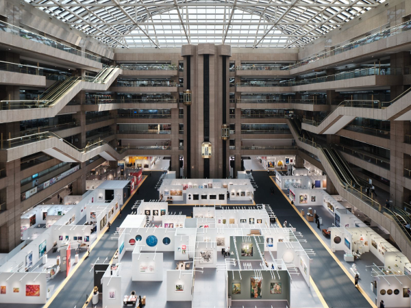 第30屆 ART TAIPEI 2023 俯瞰展覽現場