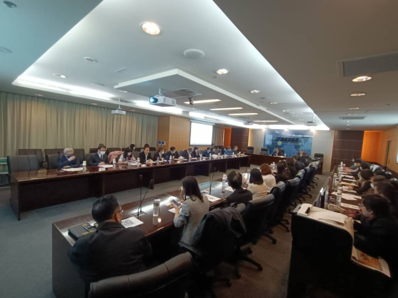 刑事局16日召開座談，邀請金管會、證交所、期交所、櫃買中心、各金融業公會及各大金控公司代表出席。(刑事局提供)