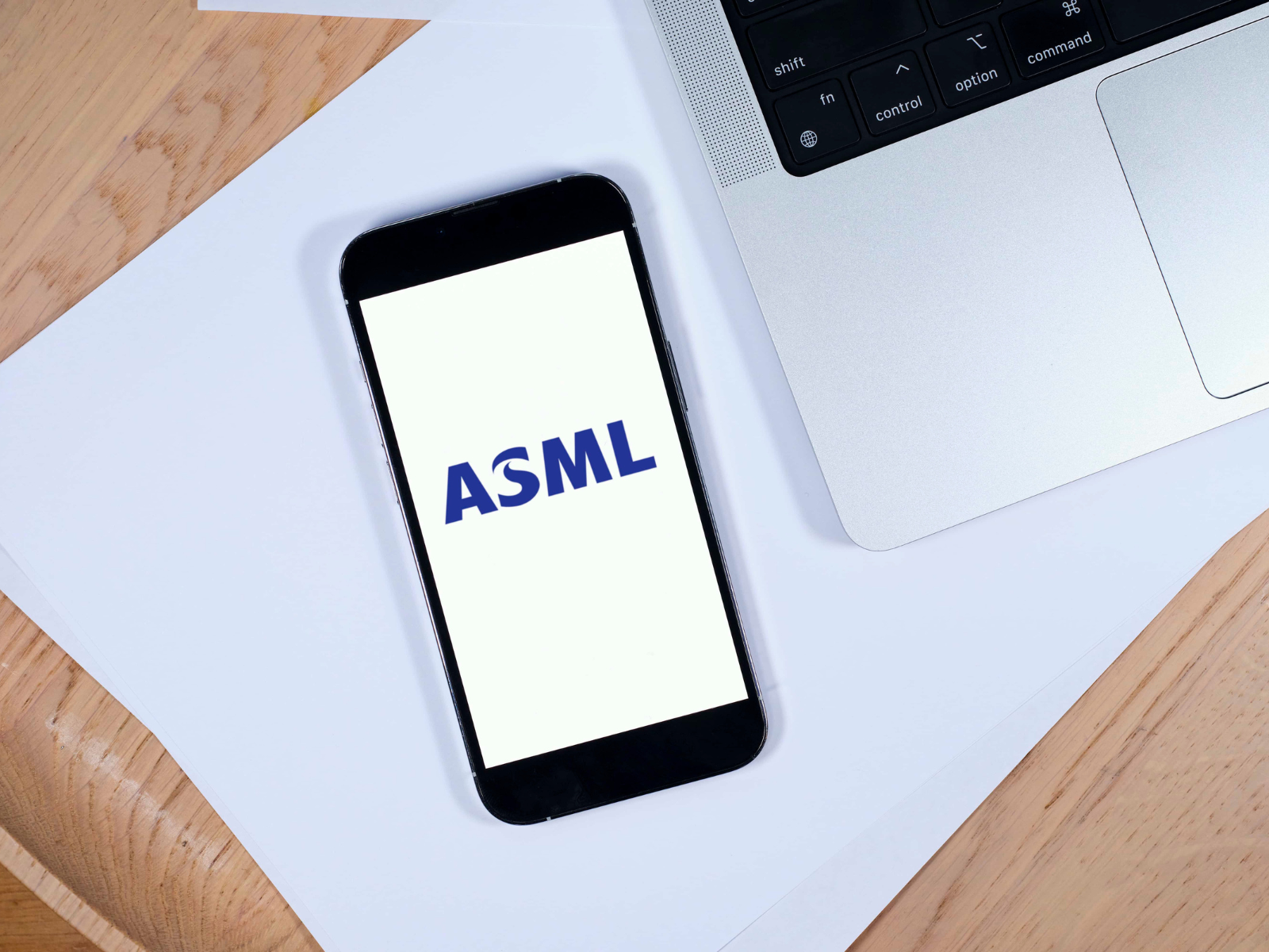 半導體展望樂觀  ASML獲投行調升評等股價勁揚 