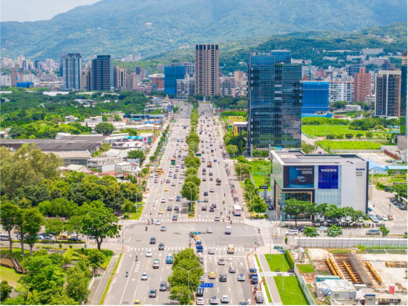 40米承德大道，右側為北士科園區。（圖／力方越提供）