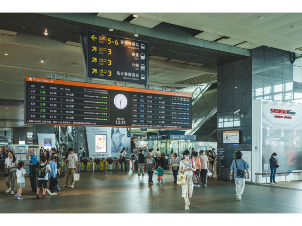 ※上述資料來源於碧根建設，僅供參考。 ※以上行徑距離與時間皆參考自Google Map，實際情形仍需以消費者自行前往時間為準。