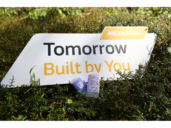 聯發科技秉持公益分享，採用唐氏基金會-轉轉手護皂，作為員工小禮物。