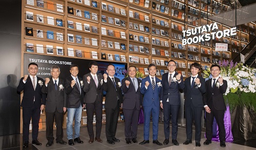 潤泰集團全台最大TSUTAYA書店在南港開幕