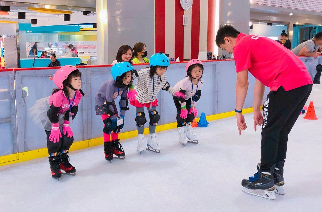 台北美福大飯店推住房專案，可暢溜冰宮世界