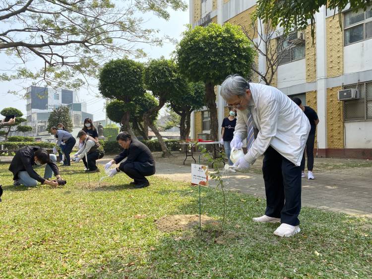 東方設計大學慶創校55週年，舉辦「植樹、樹人」活動