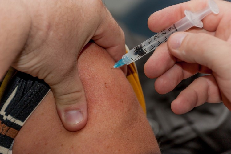 美國CDC副主任：新冠疫苗打第3劑 恐帶來更嚴重副作用