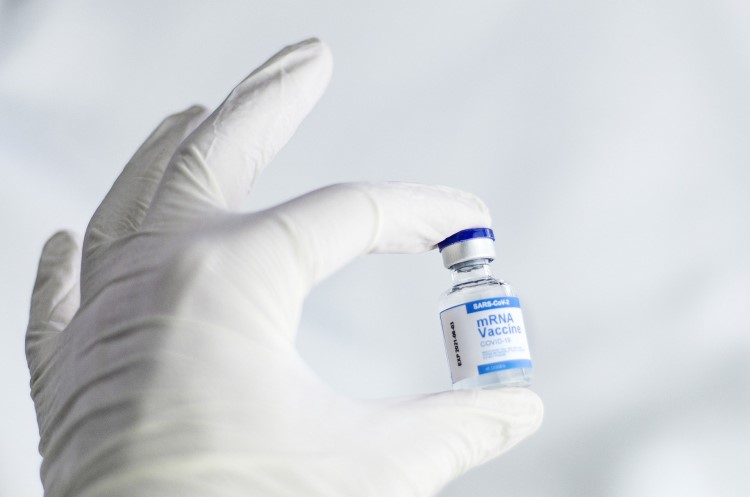 莫德納供應出包 海外疫苗供貨速度將減緩
