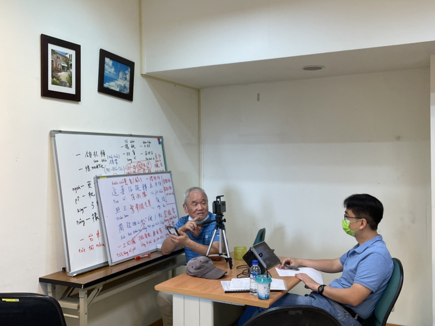 李恒德老師雖然年屆八十歲，卻每天樂此不疲的傳承台語文化，並透過臉書社團免費提供缐上查詢，讓人敬佩！