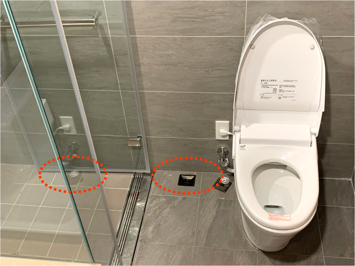 檢視馬桶品牌、規格與地板排水是否順暢