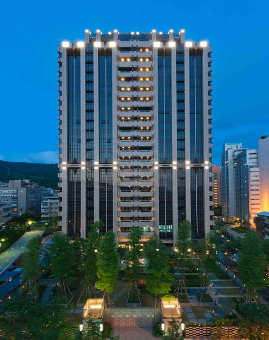 「 天 母 紘 琚 」 外 觀 設 計 豪 宅 氣 勢 十 足 「 天 母 紘 琚 」 外 觀 設 計 豪 宅 氣 勢 十 足