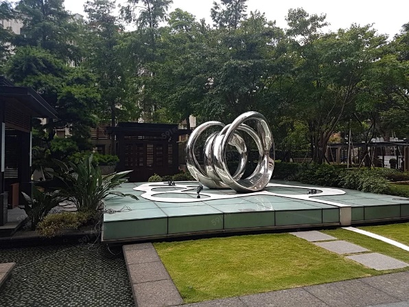 公 共 設 施 管 理 維 護 極 為 良 好 公 共 設 施 管 理 維 護 極 為 良 好