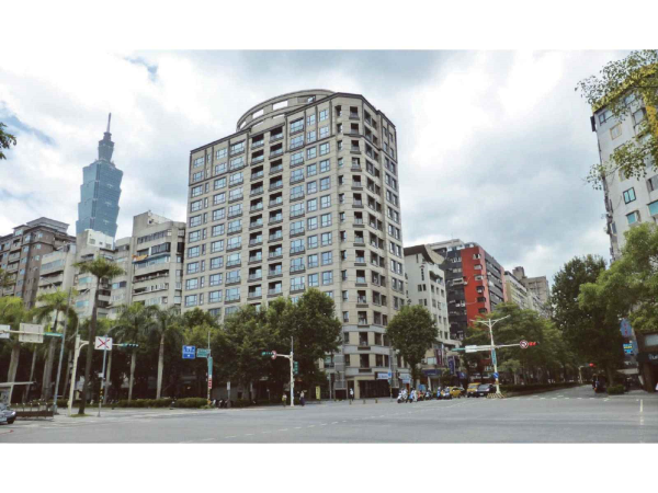 尚華仁愛大廈自組更新成功案例─協議合建+信託+續建機制