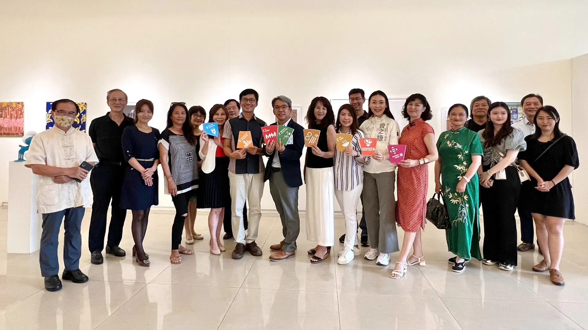 【 台 灣 國 際 永 續 藝 術 展 2 . 0 】 台 南 東 門 美 術 館 開 幕 現 場 。 