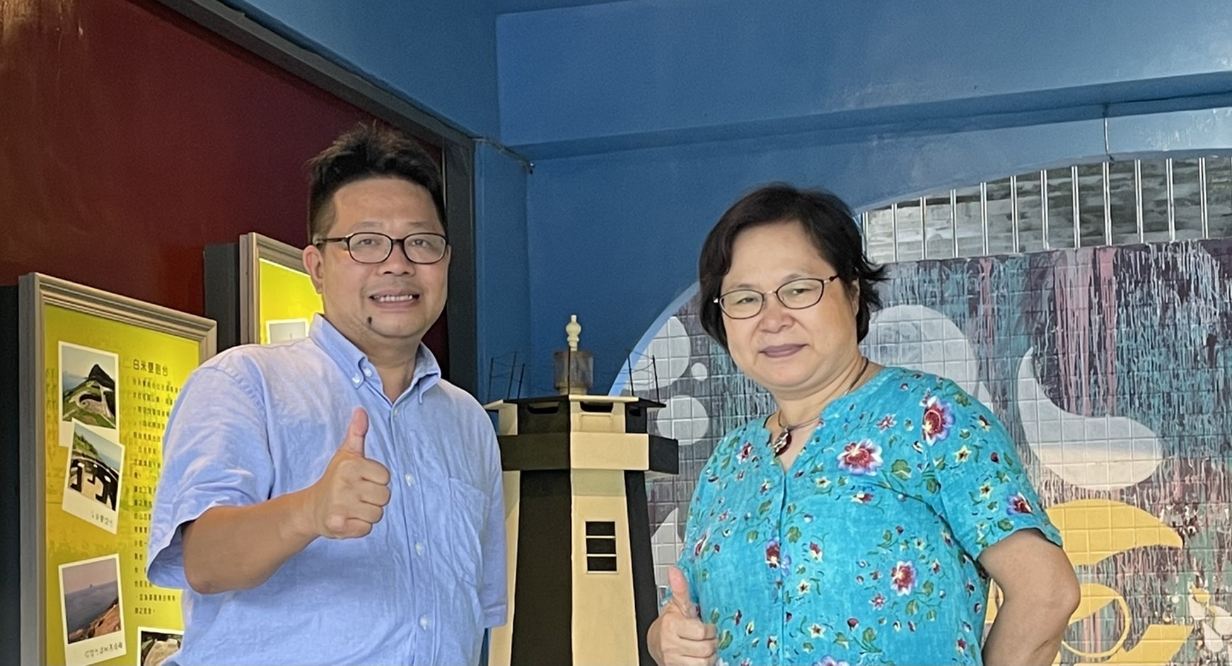 筆 者 到 基 隆 社 大 拜 訪 蔡 素 貞 校 長 ， 獲 得 許 多 最 新 建 議 ， 期 待 未 來 可 以 共 同 合 作 文 化 公 益 課 程 ， 造 福 在 地 民 眾 ！ 