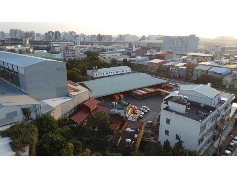 第一太平戴維斯提供