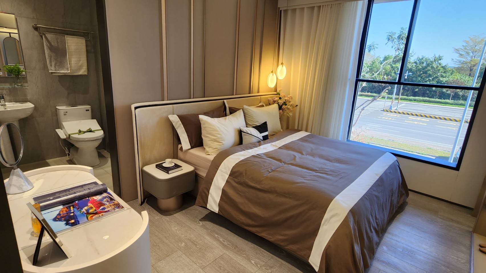 預 售 屋 交 易 , 訂 房 時 只 要 付 較 少 費 用 , 完 工 交 屋 後 , 才 要 面 對 銀 行 貸 款 問 題 。 ( 顏 瓊 真 攝 影 ) 預 售 屋 交 易 , 訂 房 時 只 要 付 較 少 費 用 , 完 工 交 屋 後 , 才 要 面 對 銀 行 貸 款 問 題 。 ( 顏 瓊 真 攝 影 )