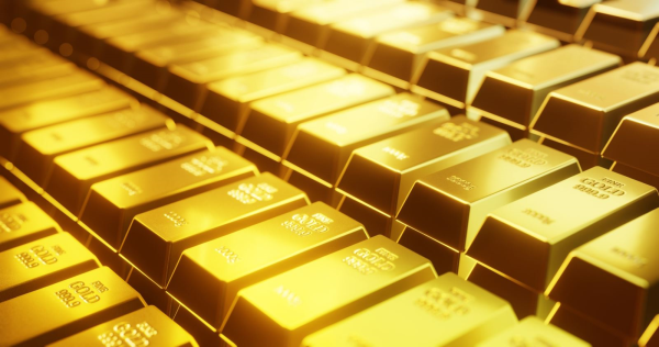 中美貿易戰加劇   黃金挑戰三千美元
