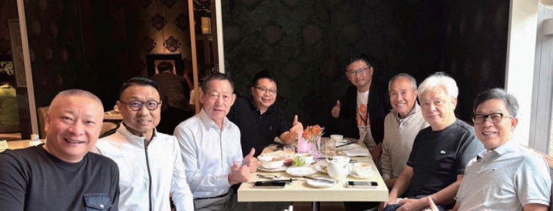 美國會計師于惠民先生(右三)畢業於世新專科學校，在美國奮鬥有成，透過高爾夫球場長期贊助台灣選 手，樂於分享。