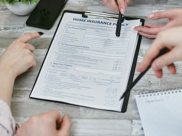 Photo by Mikhail Nilov on Pexels