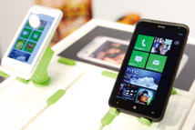 淡季冷颼颼 統振、訊舟逆勢成長46802