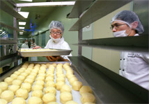 逢高震盪 三穩類股重獲資金青睞47215