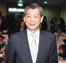 瞄準兩岸參股 國泰金、<a href=