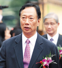 Apple各產品線全開 鴻海集團大豐收47853