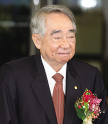 張榮發：做到倒在辦公桌的那天 張國煒等接班47975