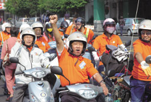 力挺不老騎士改變老世界