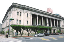 站上季線 12月入市布局產業成長型、績優股48973