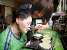 憨有所養 老有所終 捐款幫助興建真善美家園