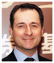 摩根新興<a href=