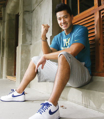 籃演雙棲<a href=