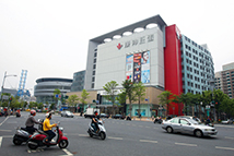 跟高雄美術館、漢神巨蛋為鄰 五百萬買房術51088