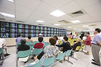 QE逐步退場 跟著專家搶賺基金財51447