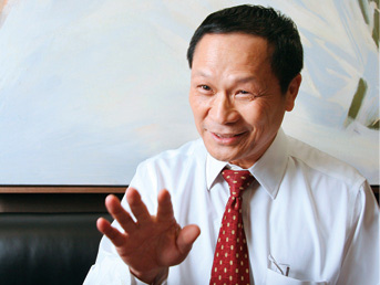 別人是溜狗 華固鍾榮昌是溜車51799