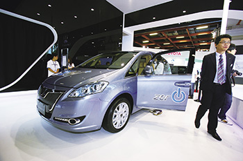 全球車市停不住 「氫」車強闖萬重山52065